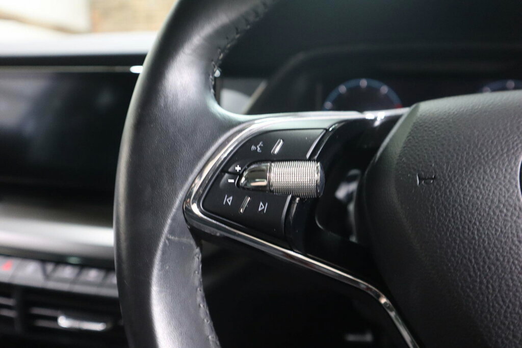 Skoda Octavia Tsi Act Se Silver #46