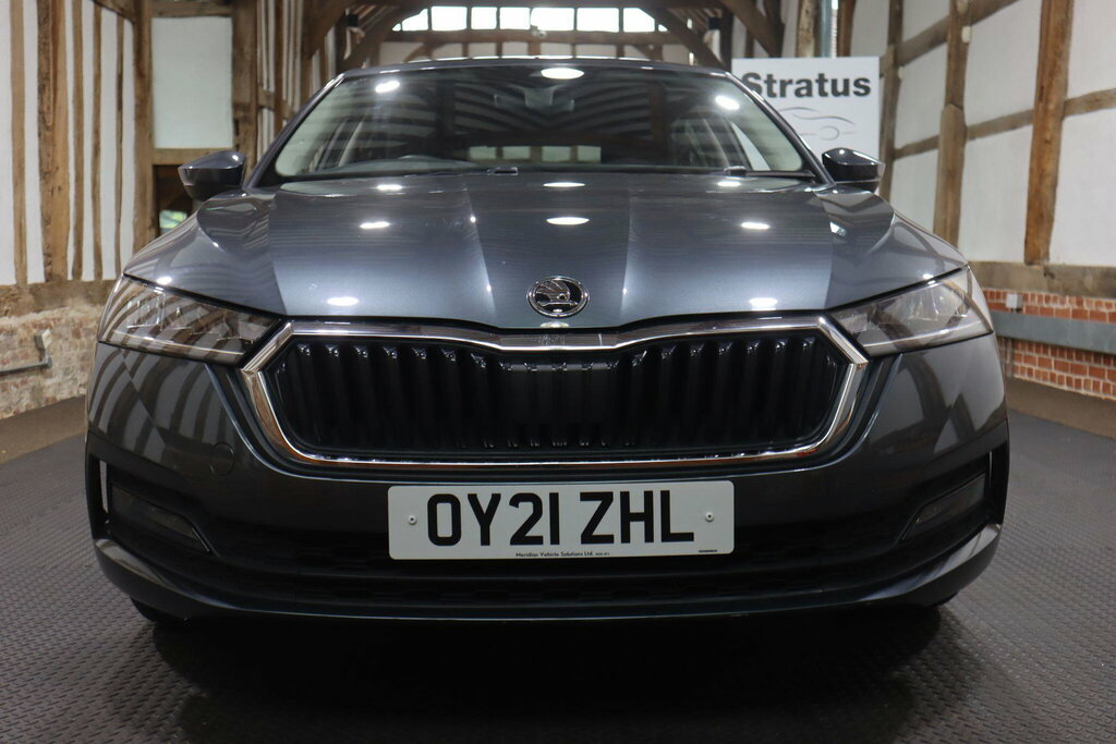 Skoda Octavia Tsi Act Se Silver #8