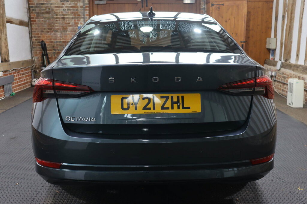 Skoda Octavia 1.5 Tsi Act Se First Edition Euro 6 S S Grey #5