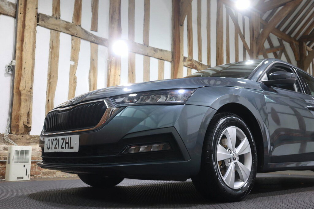 Skoda Octavia Tsi Act Se Silver #61