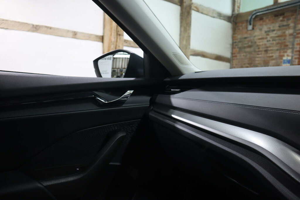 Skoda Octavia Tsi Act Se Silver #54