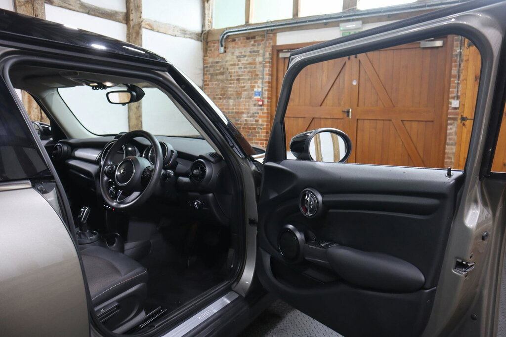 Mini Hatch 135Kw Cooper S Level 1 33Kwh Grey #14
