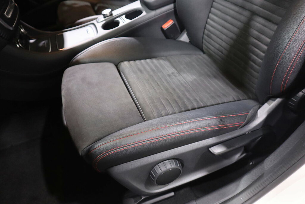 Mercedes-Benz A Class Hatchback Silver #25