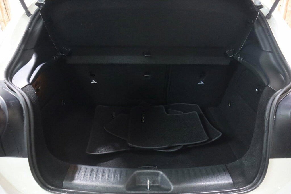 Mercedes-Benz A Class Hatchback Silver #40