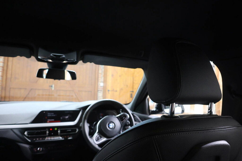 BMW 1 Series Hatchback Blue #41
