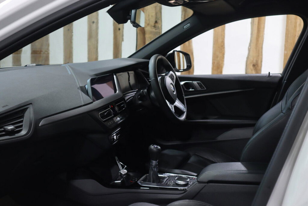 BMW 1 Series Hatchback Blue #24