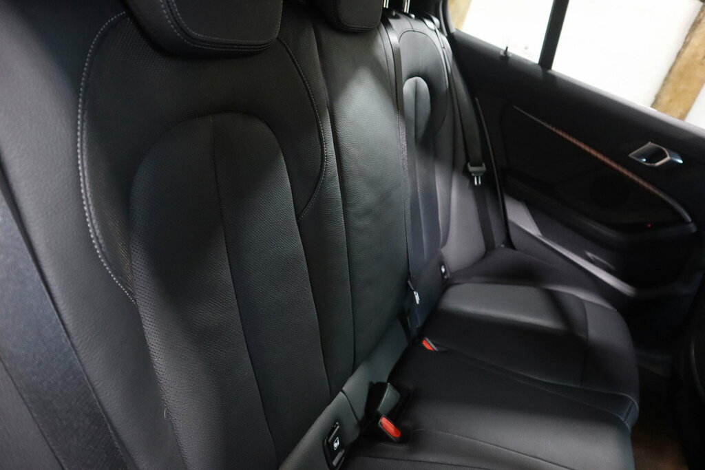 BMW 1 Series Hatchback Blue #38