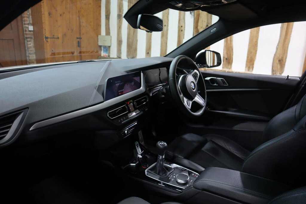 BMW 1 Series Hatchback Blue #28