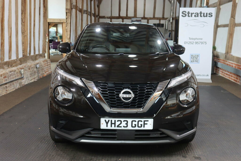 Nissan Juke 1.0 Dig-t N-connecta Euro 6 S S YH23GGF Black #2