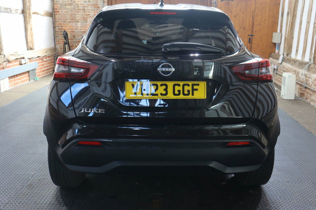 Nissan Juke 1.0 Dig-t N-connecta Euro 6 S S YH23GGF Black #5