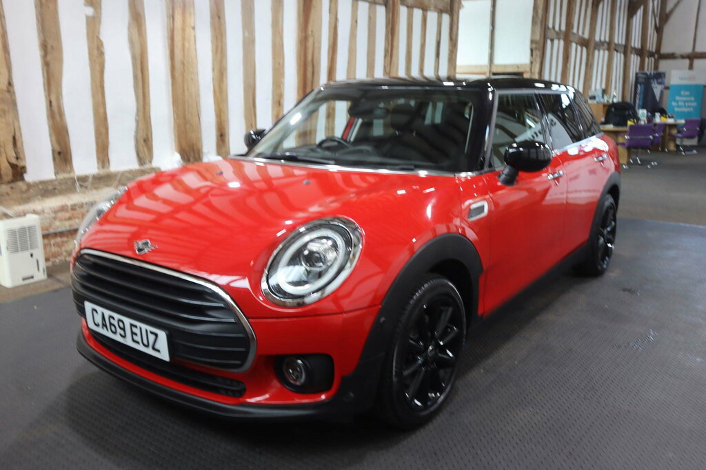 Mini Clubman 1.5 Cooper Classic Euro 6 S S 6Dr Red #3