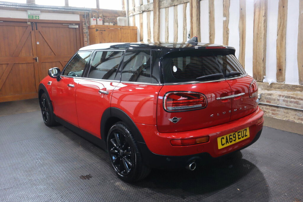 Mini Clubman 1.5 Cooper Classic Euro 6 S S 6Dr Red #4
