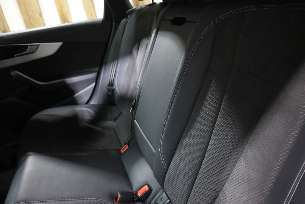 Audi A4 Avant S Line Grey #32