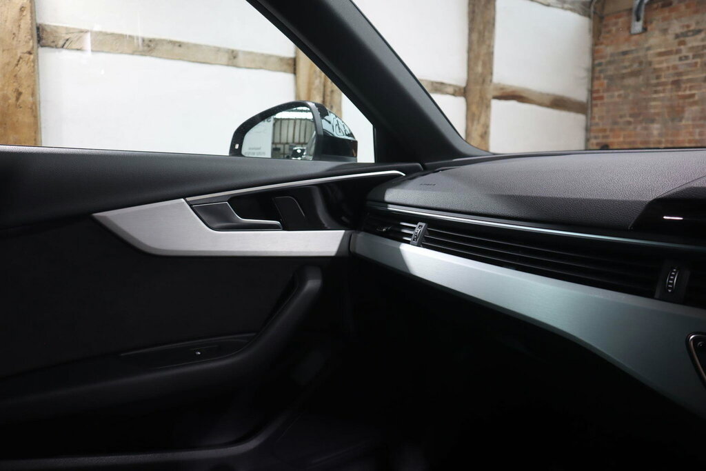 Audi A4 Avant S Line Grey #64