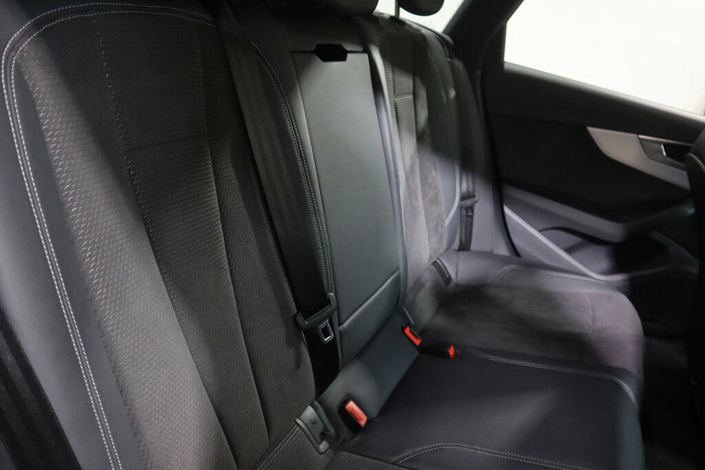 Audi A4 Avant S Line Grey #38