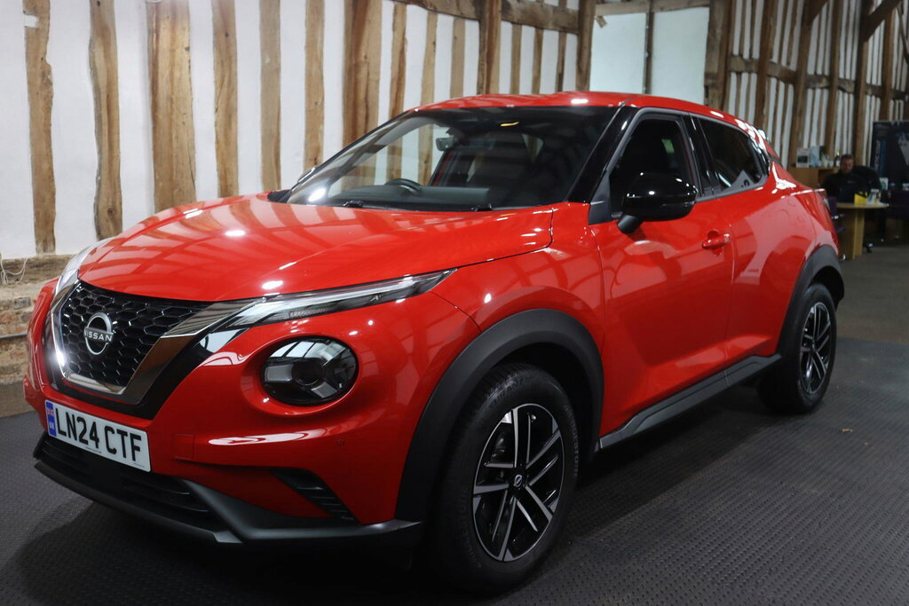 Nissan Juke 1.0 Dig-t N-connecta Euro 6 S S Red #3