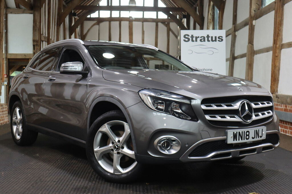 Mercedes-Benz GLA Class 1.6 Gla200 Sport Executive 7G-dct Euro 6 S S 5 Grey