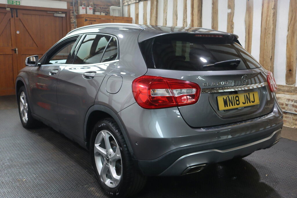 Mercedes-Benz GLA Class 1.6 Gla200 Sport Executive 7G-dct Euro 6 S S 5 Grey #4