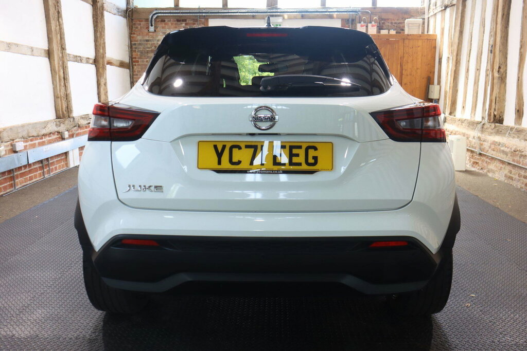 Nissan Juke 1.0 Dig-t Tekna Euro 6 S S White #5