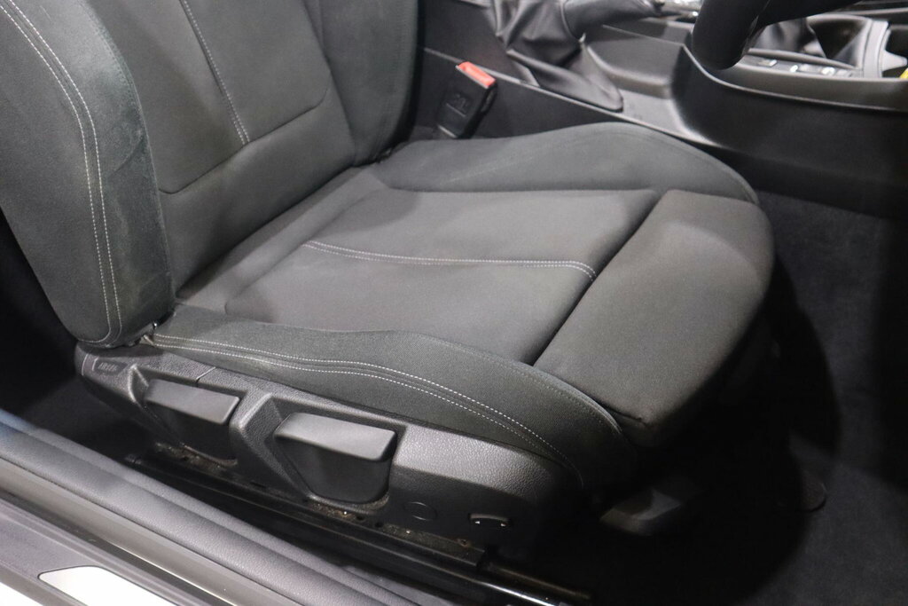 BMW 2 Series M240i Nav Step White #13