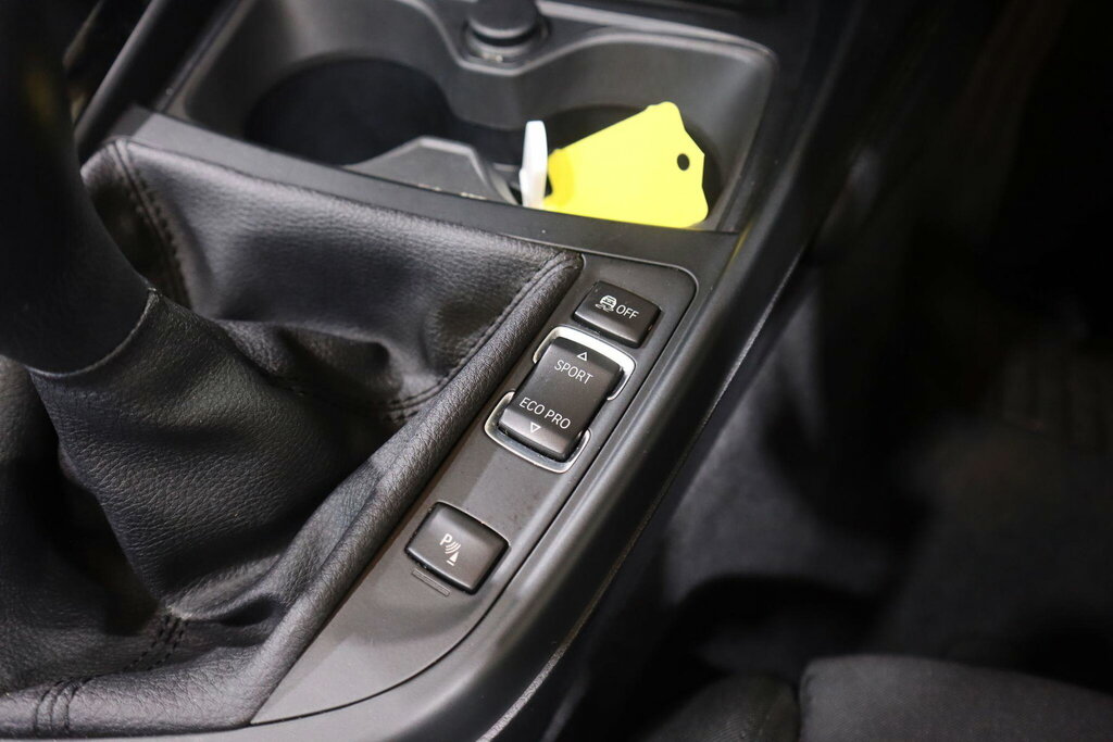 BMW 2 Series M240i Nav Step White #24