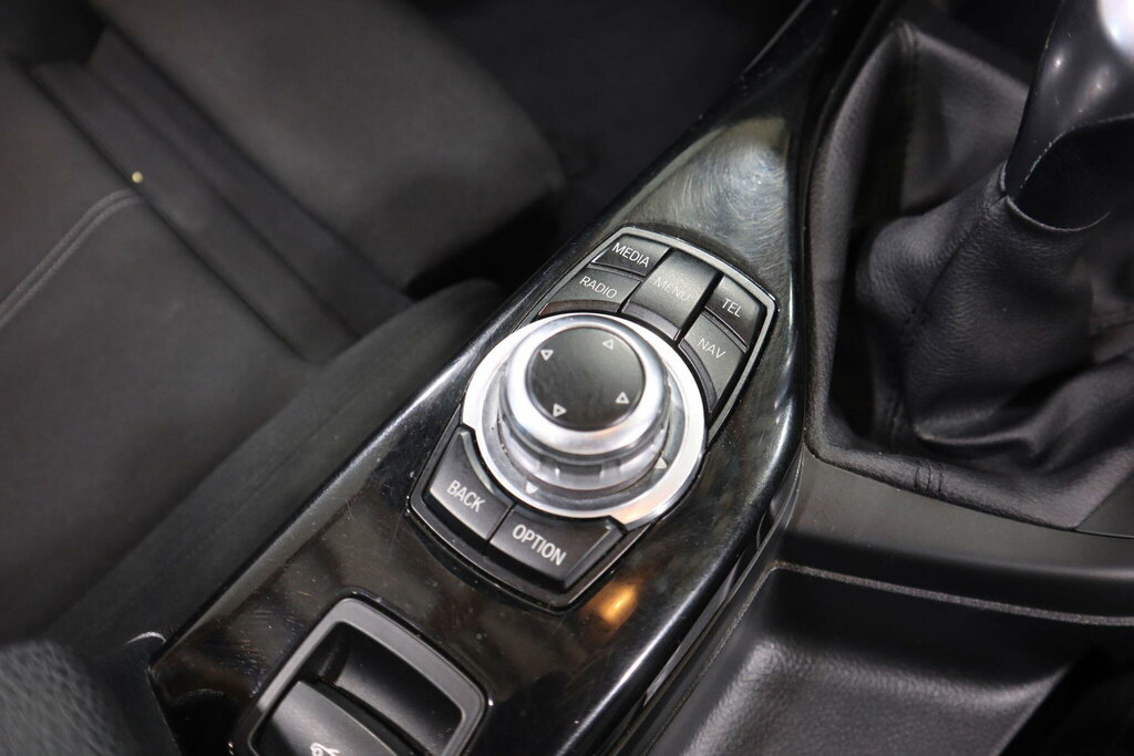 BMW 2 Series M240i Nav Step White #25