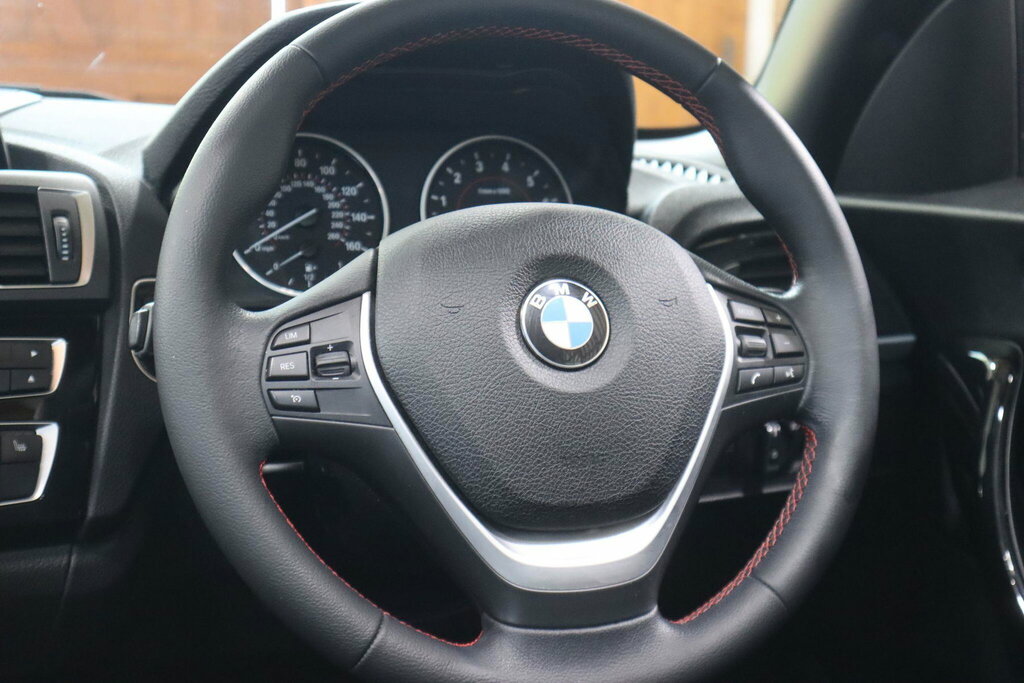 BMW 2 Series M240i Nav Step White #48