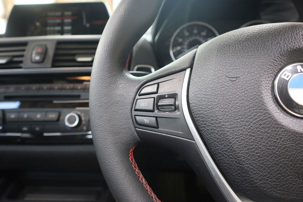 BMW 2 Series M240i Nav Step White #26