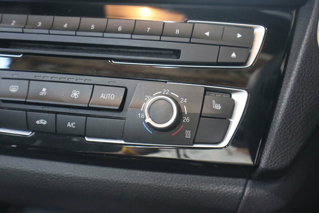 BMW 2 Series M240i Nav Step White #22