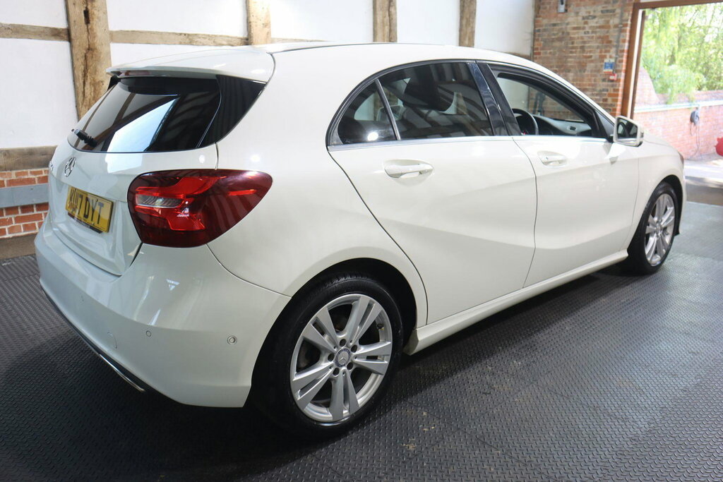 Mercedes-Benz A Class 2.1 A200d Sport Premium 7G-dct Euro 6 S S White #6
