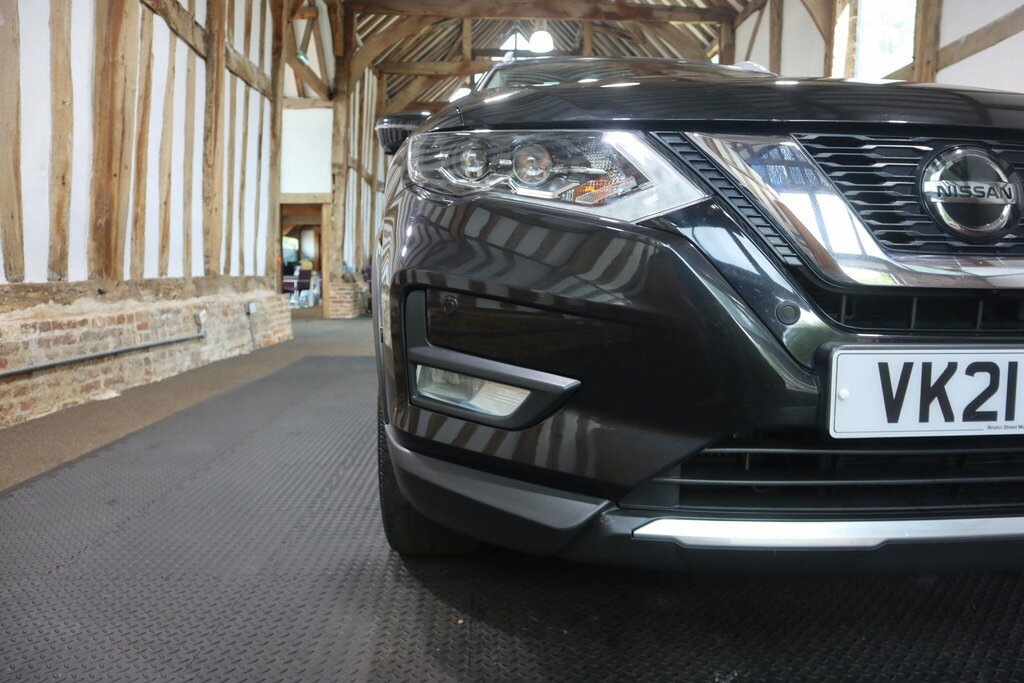 Nissan X-Trail Tekna Black #57