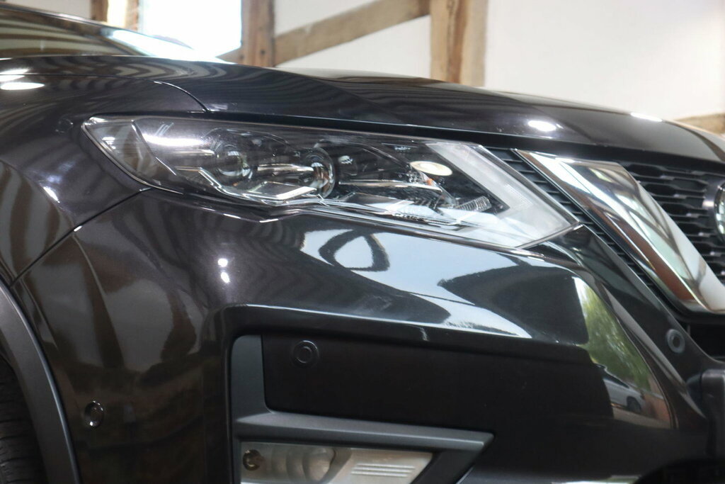 Nissan X-Trail Tekna Black #56