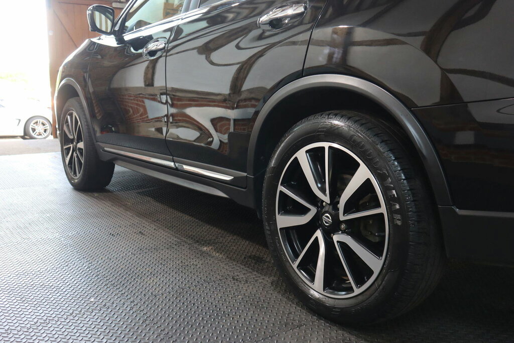 Nissan X-Trail Tekna Black #66