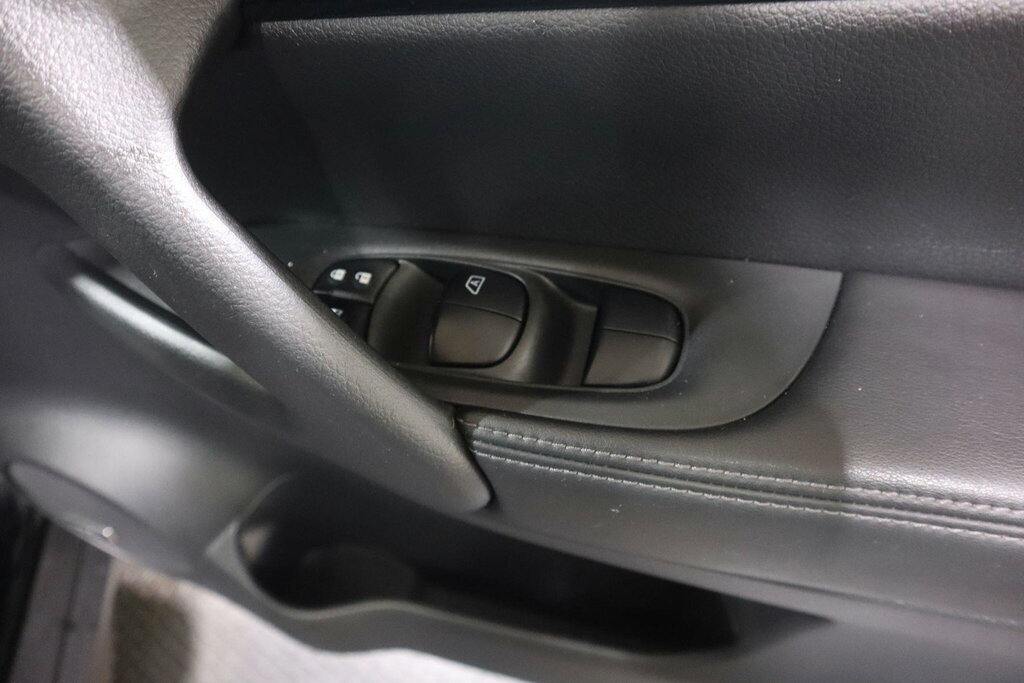 Nissan X-Trail Tekna Black #17