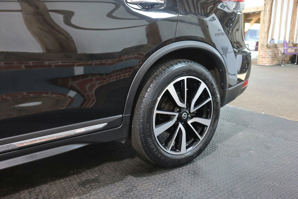 Nissan X-Trail Tekna Black #67
