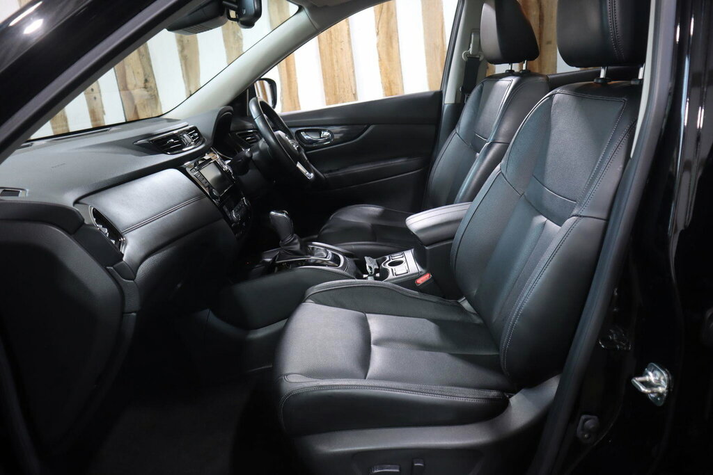 Nissan X-Trail Tekna Black #35