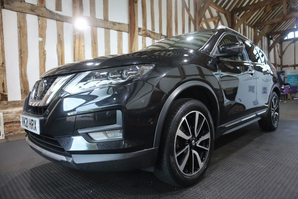 Nissan X-Trail Tekna Black #68