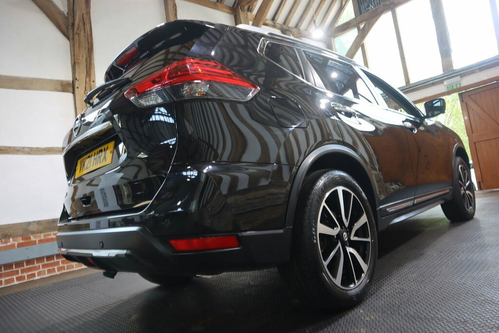 Nissan X-Trail Tekna Black #60