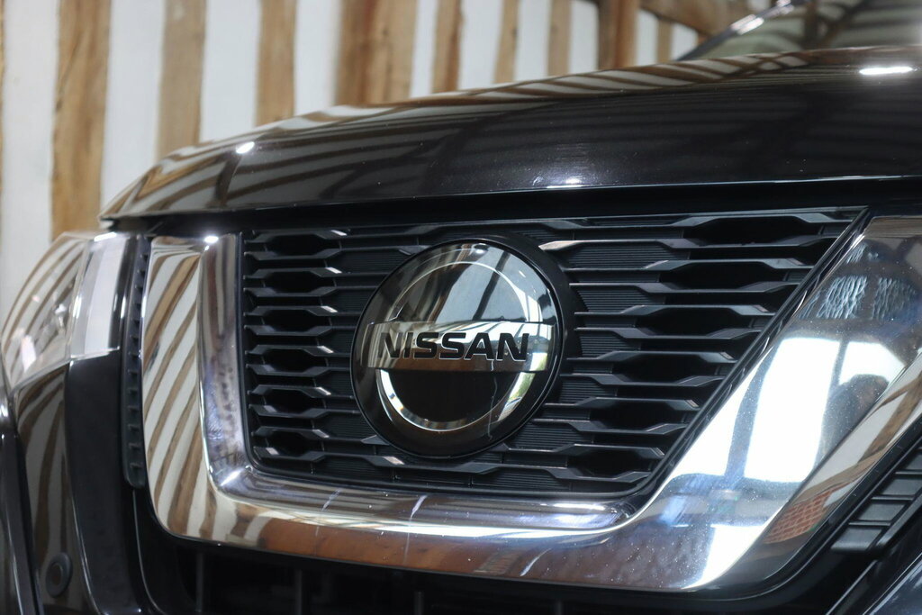 Nissan X-Trail Tekna Black #74