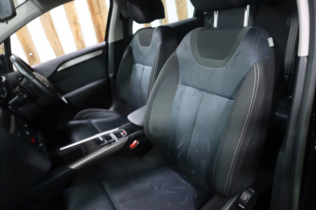 Citroen C4 1.6 Hdi Vtr Blue #30