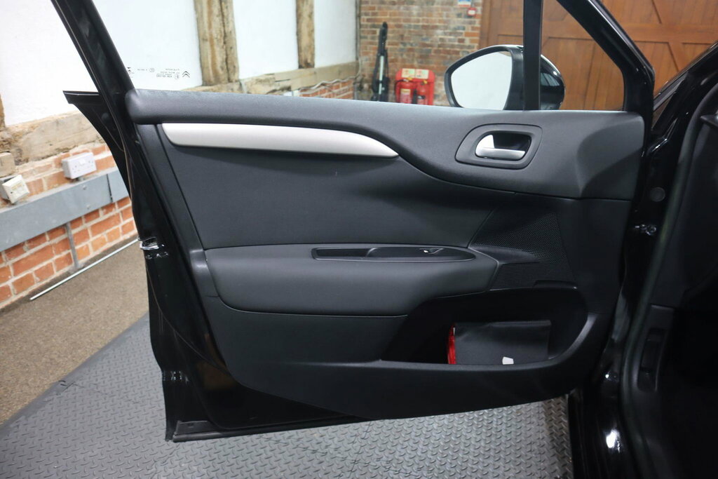 Citroen C4 1.6 Hdi Vtr Blue #32