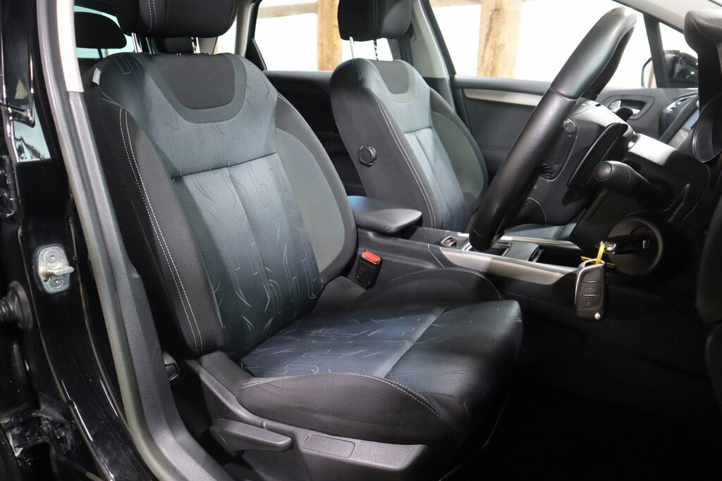 Citroen C4 1.6 Hdi Vtr Blue #12