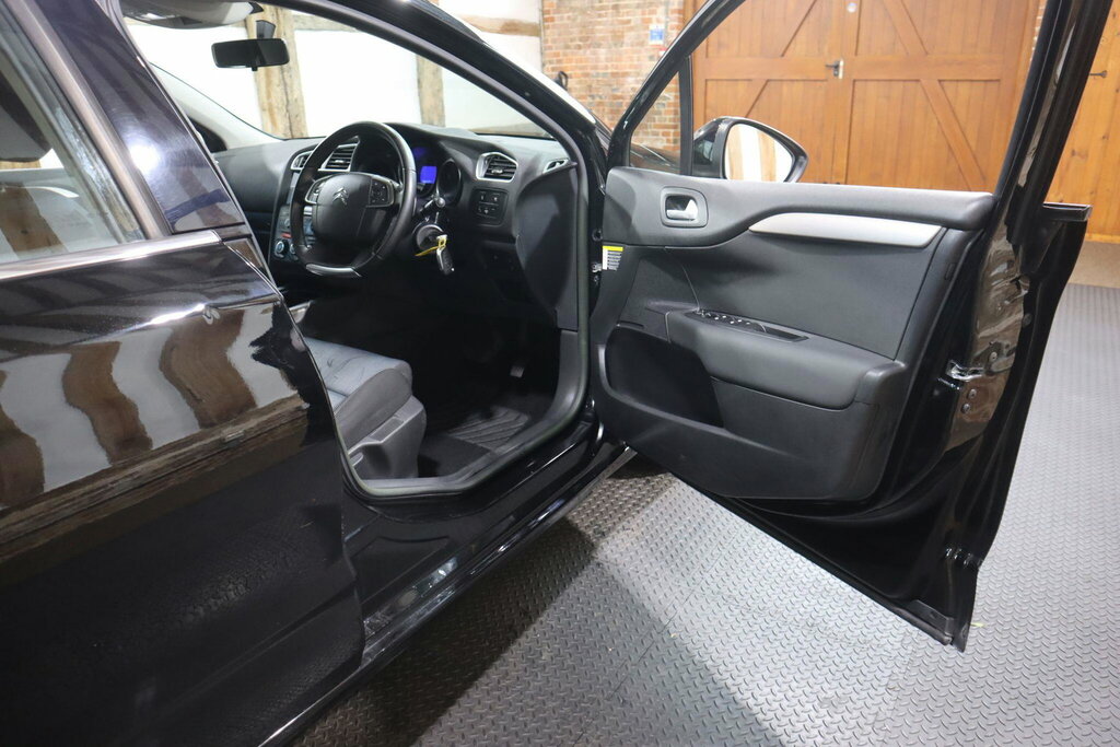 Citroen C4 1.6 Hdi Vtr Blue #8