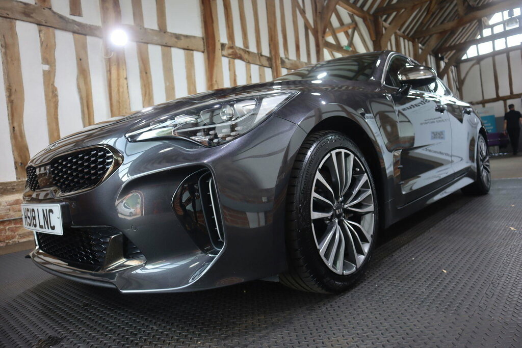 Kia Stinger 3.3 T-gdi Gt S Red #73