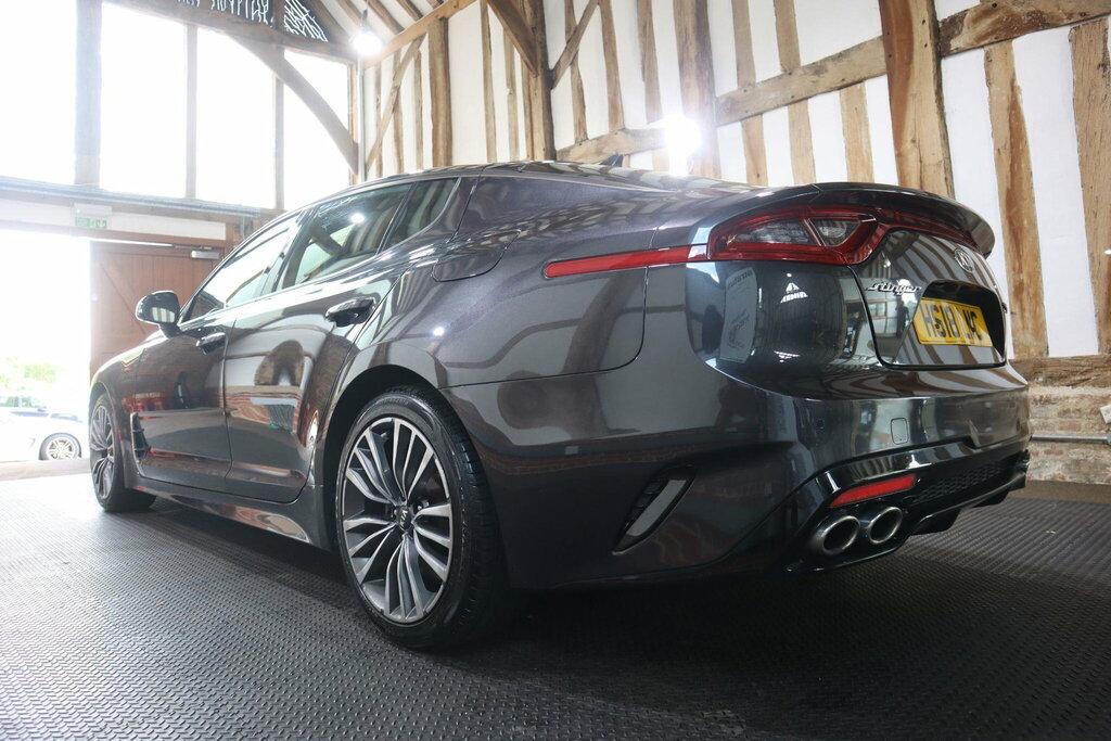 Kia Stinger 3.3 T-gdi Gt S Red #68