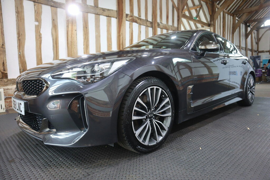 Kia Stinger 3.3 T-gdi Gt S Red #72