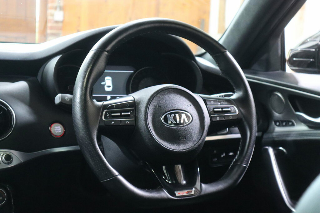 Kia Stinger 3.3 T-gdi Gt S Red #50