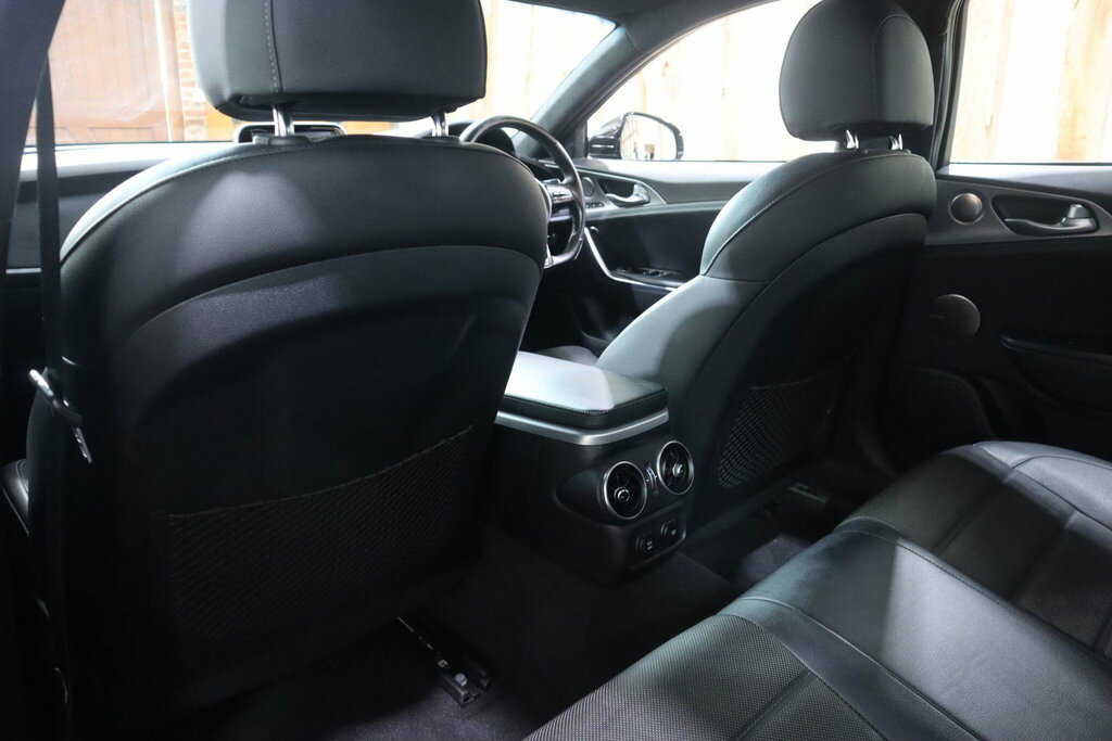Kia Stinger 3.3 T-gdi Gt S Red #47