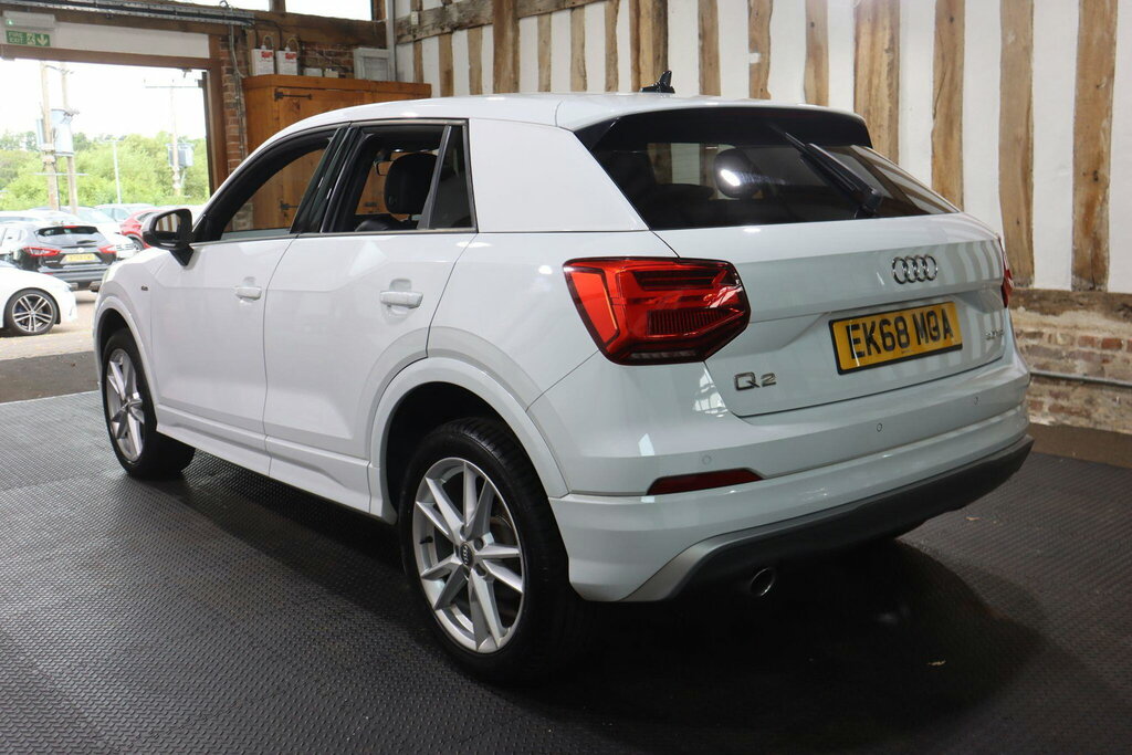 Audi Q2 1.6 Tdi 30 S Line S Tronic Euro 6 S S White #4