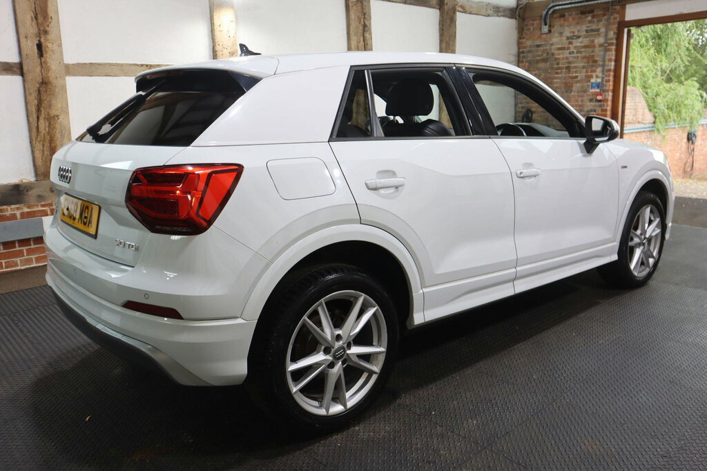 Audi Q2 1.6 Tdi 30 S Line S Tronic Euro 6 S S White #6